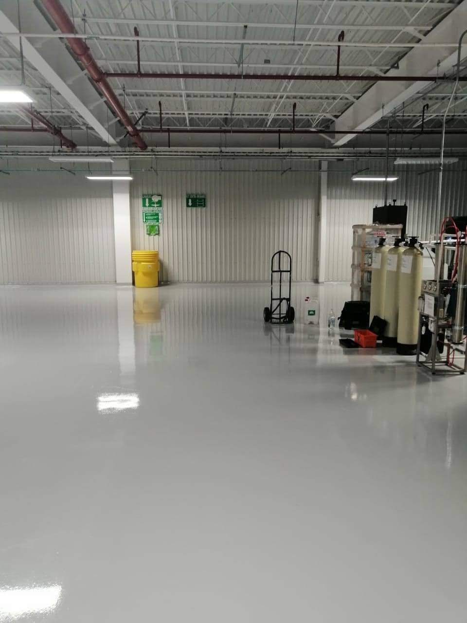INDUSTRIAL (18)